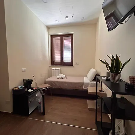 Saro Guest house