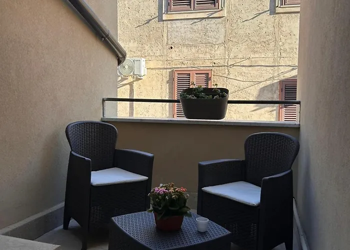 Saro Pensión Pietraperzia